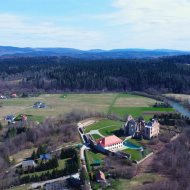 Atrakcyjna działka w pobliżu Klasztoru w Zagórzu