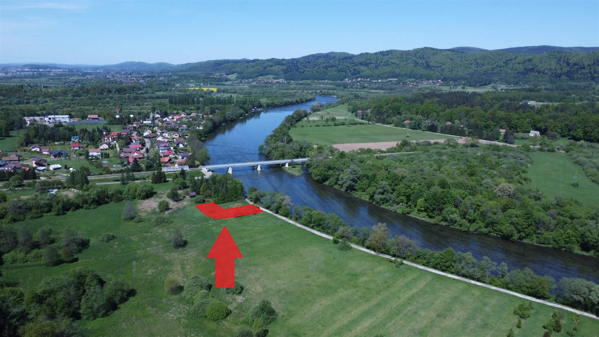 Działka nad Sanem - rekreacyjna
