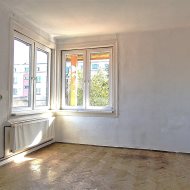 Mieszkanie z ogrodem, 3 pokoje, do remontu