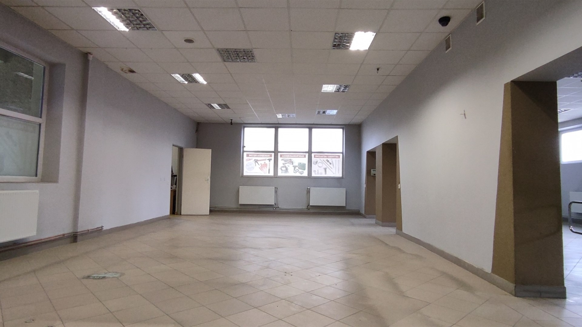 Lokal przy drodze krajowej