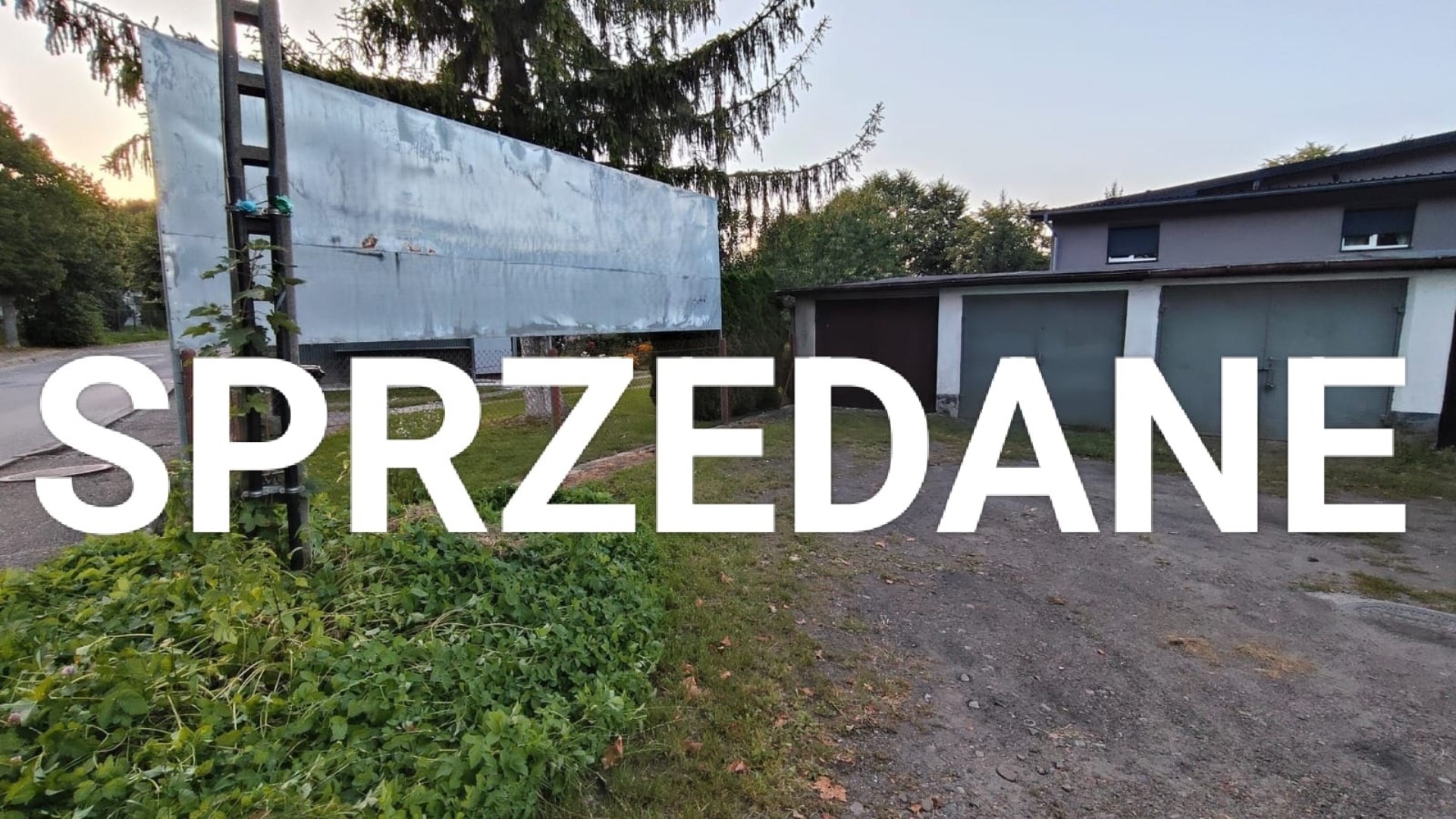 Garaż murowany w Sanoku 