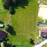 Piekna działka z wz w malowniczej okolicy