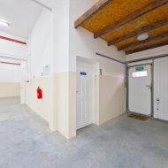 Atrakcyjny obiekt usługowy w Bukowsku