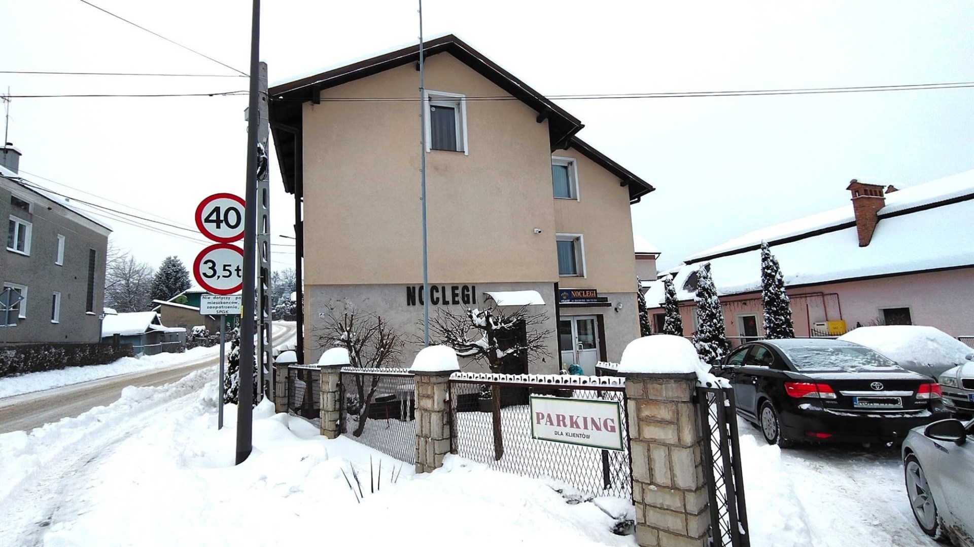 Obiekt hotelowo - uslugowy, Sanok, ul. Piastowska 