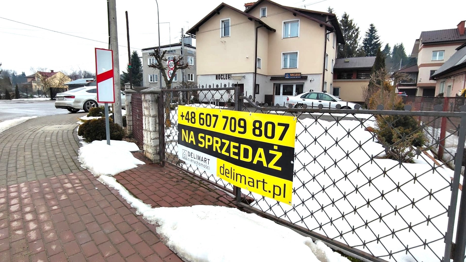 Obiekt hotelowo - uslugowy, Sanok, ul. Piastowska 