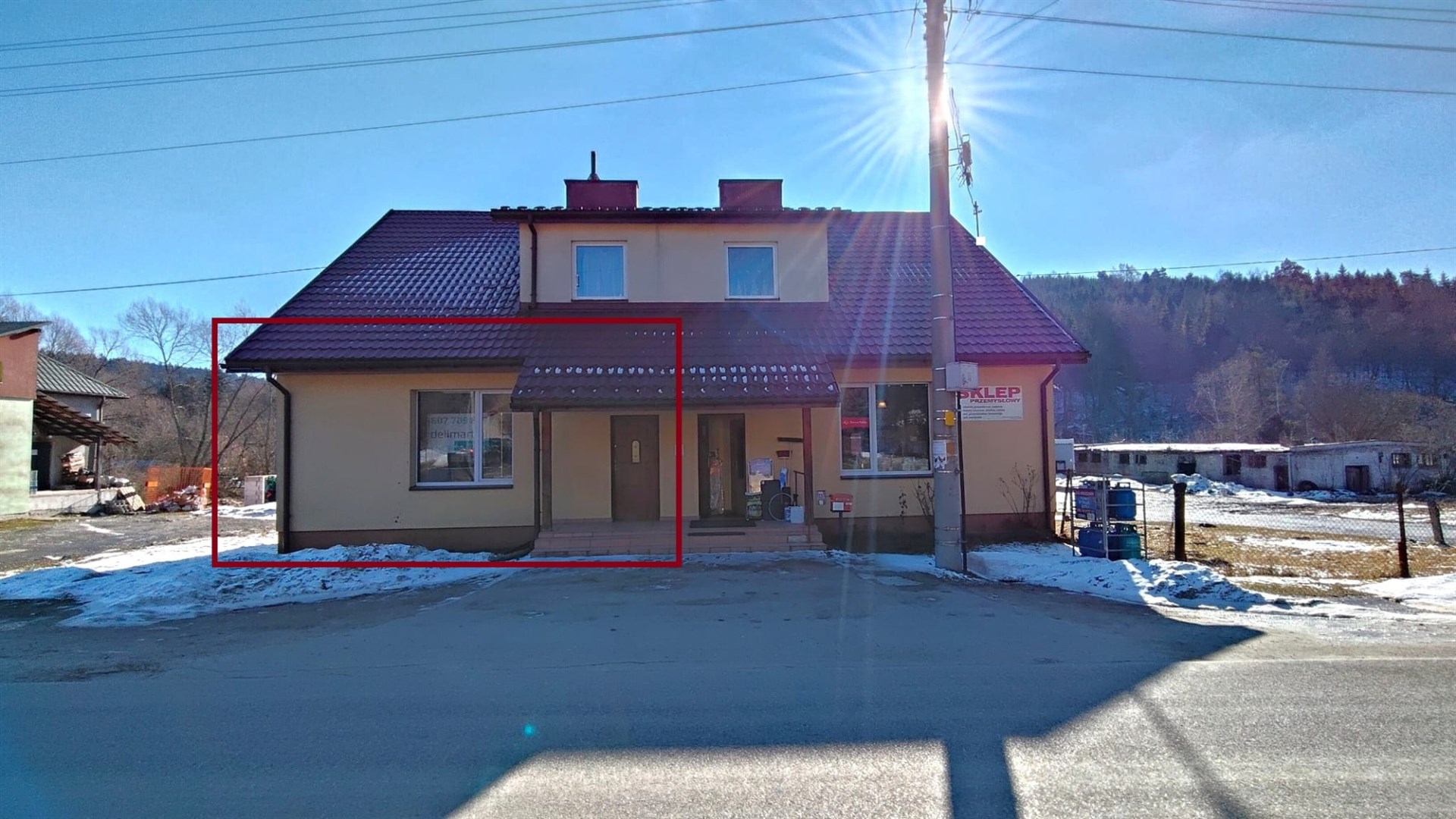 Obiekt handlowo - usługowy  Ropienka 