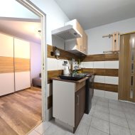 Mieszkanie na wynajem, parter Stróżowska