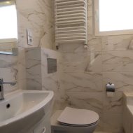 Ciekawy dom w super lokalizacji. 