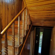 Ciekawy dom w super lokalizacji. 