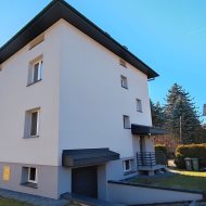 Ciekawy dom w super lokalizacji. 