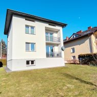 Ciekawy dom w super lokalizacji. 