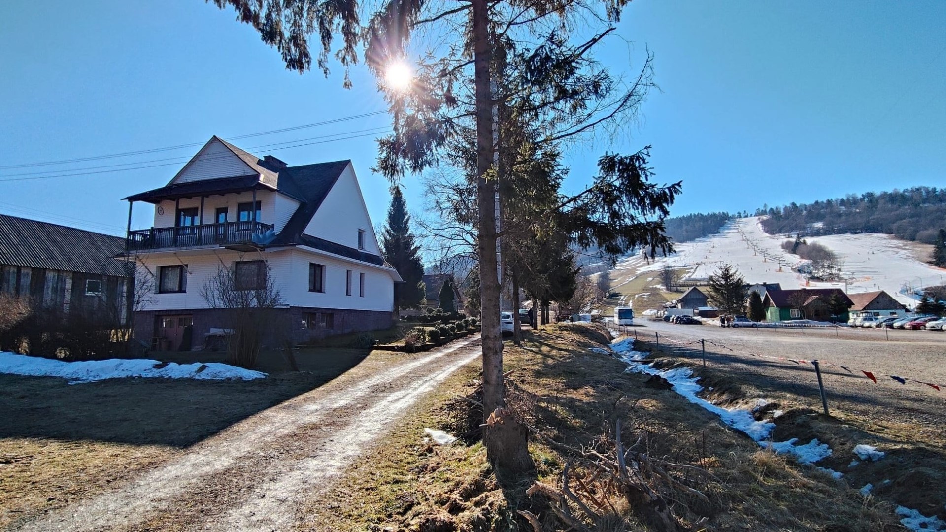 INWESTYCYJNA DZIAŁKA PRZY STOKU NARCIARSKIM 