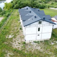 Nowoczesny budynek z potencjałem medycznym, Lesko
