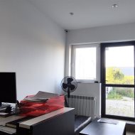 Obiekt komercyjno-mieszkalny 242 m² w Sanoku