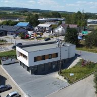 Lokal handlowo - usługowy przy drodze krajowej